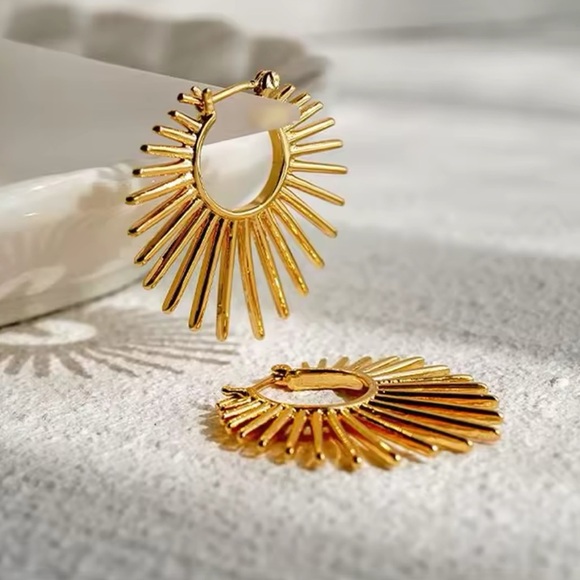 Anthropologie Gold Sunburst Hoop Earrings - Picture 5 of 12